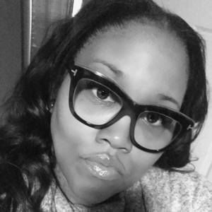 Meet your Posher, Carolyn